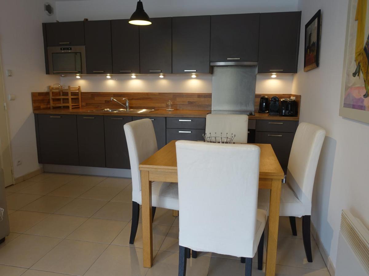 Lovely Appartement With Balcony 5Min Train Station Cannes Bagian luar foto